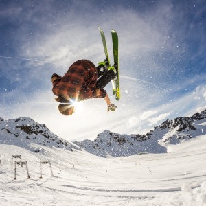 开云网页版-时空裂缝中的对决，当德罗巴遭遇大坂直美，规则风暴席卷利物浦，跨界风暴，利物浦的非常规对决